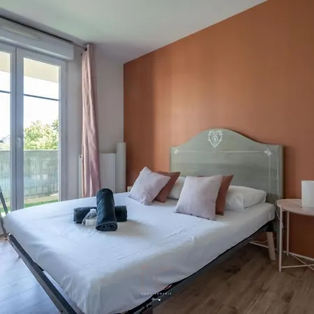 Castle 1 Bedroomed *